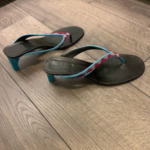 Vintage Tom Ford Gucci kitten heel beaded thong sandals, size 7.5